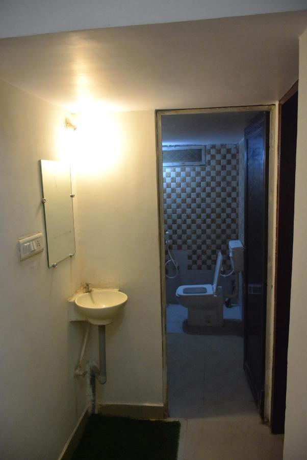 Blue Beds Homestay, Exotic 2Bhk Ac House Jabalpur Extérieur photo