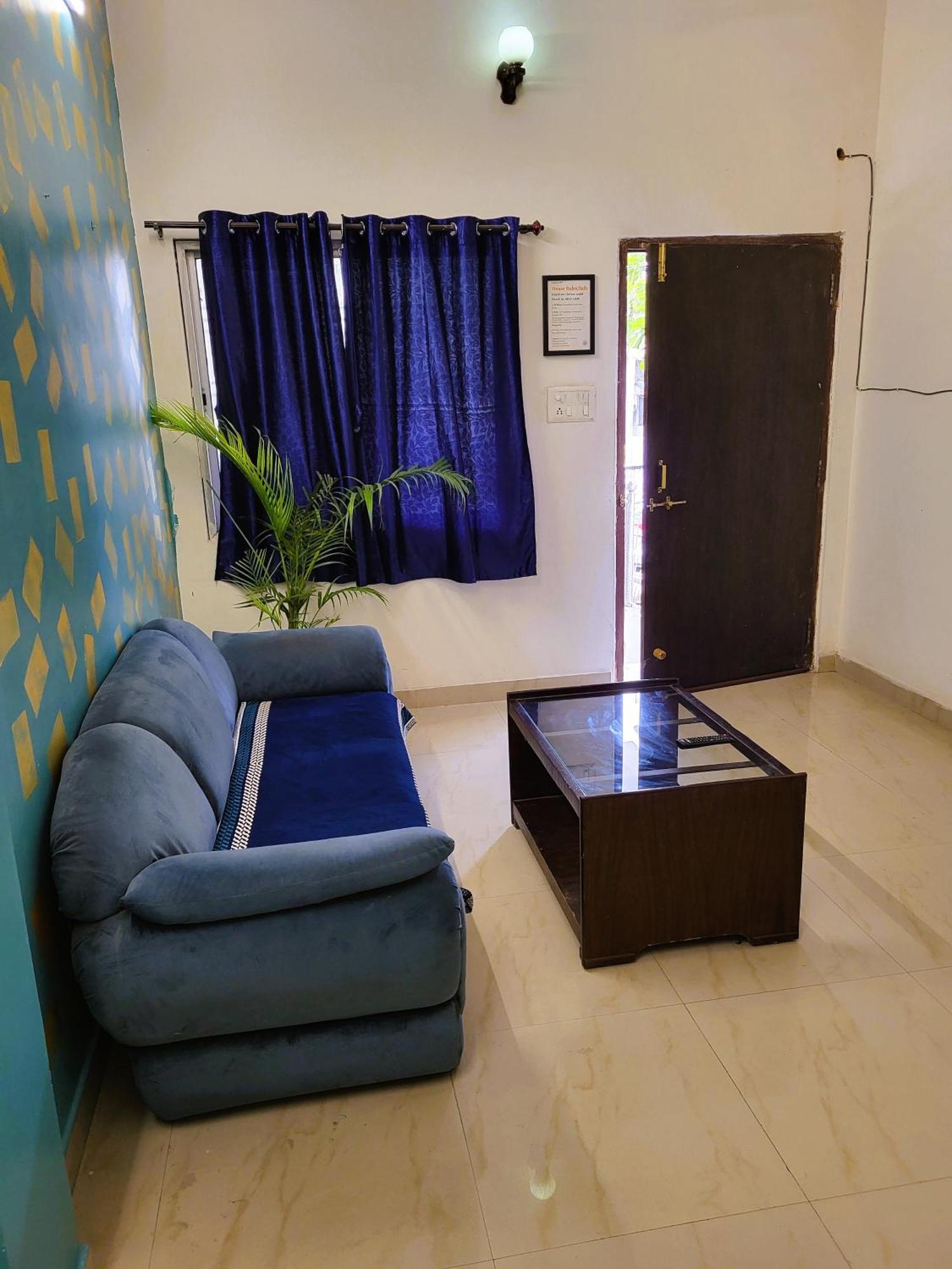 Blue Beds Homestay, Exotic 2Bhk Ac House Jabalpur Extérieur photo